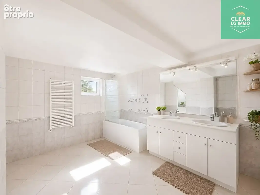 Maison avec jardin et 3 stationnements à vendre - photo 4