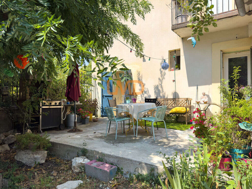 Maison ancienne rénovée avec jardin - photo 9