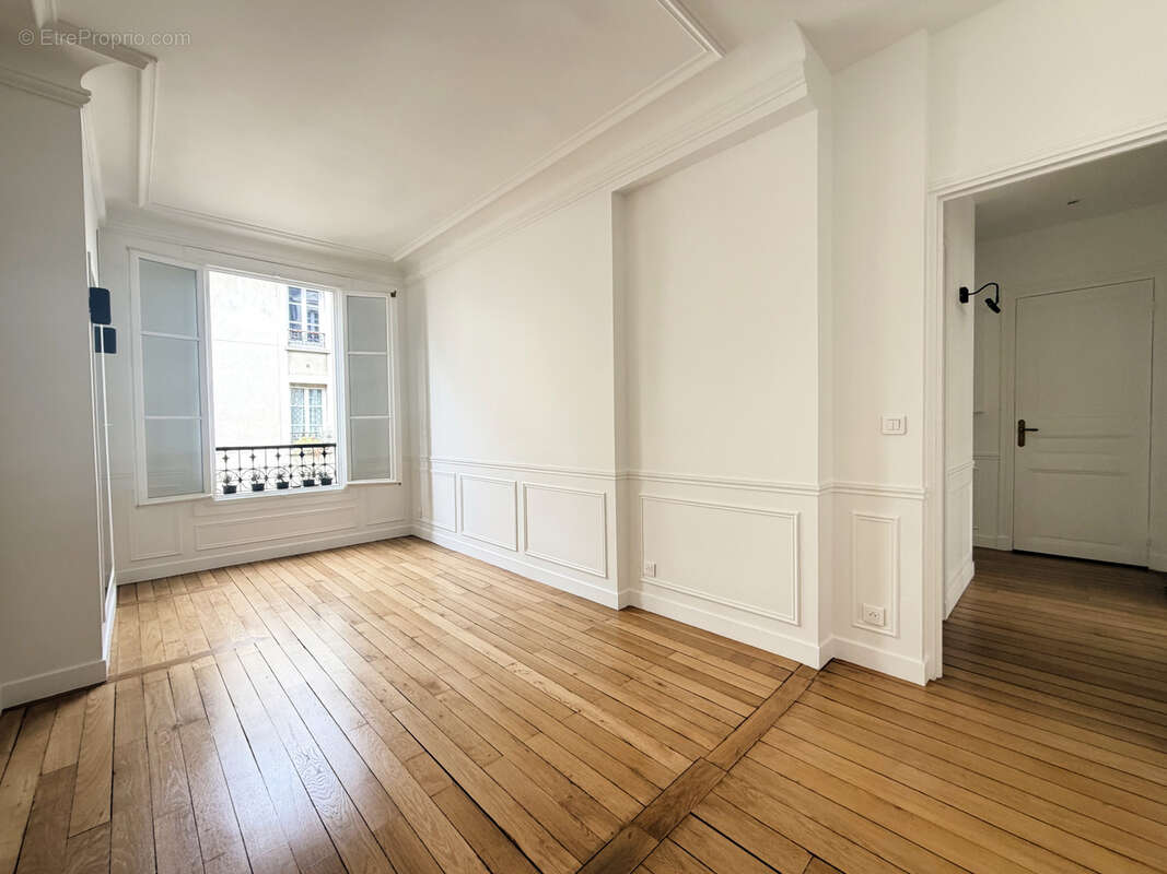 Appartement à PARIS-12E