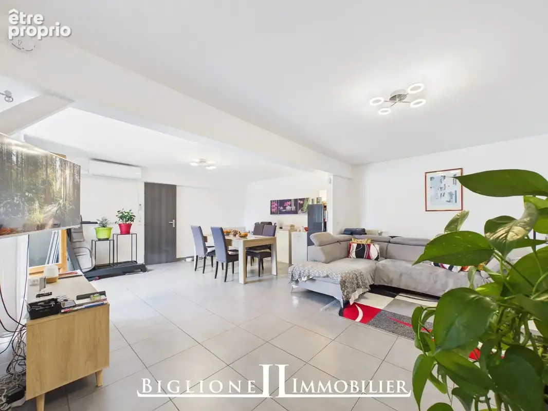 Maison 93 m² à Montfermeil  - photo 3