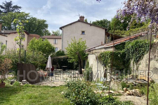 Maison à RILLIEUX-LA-PAPE