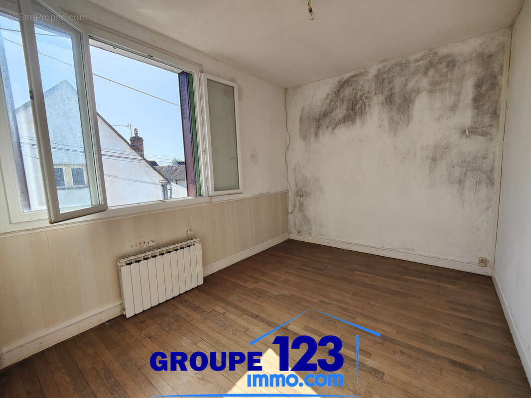 Ensemble immobilier avec 2 logements et local professionnel - photo 9
