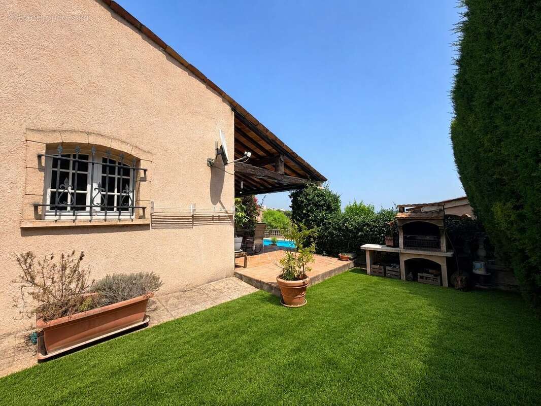 Maison 116 m² à Grasse  - photo 6