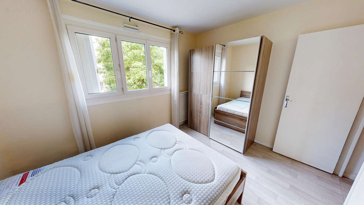 Appartement à TAVERNY