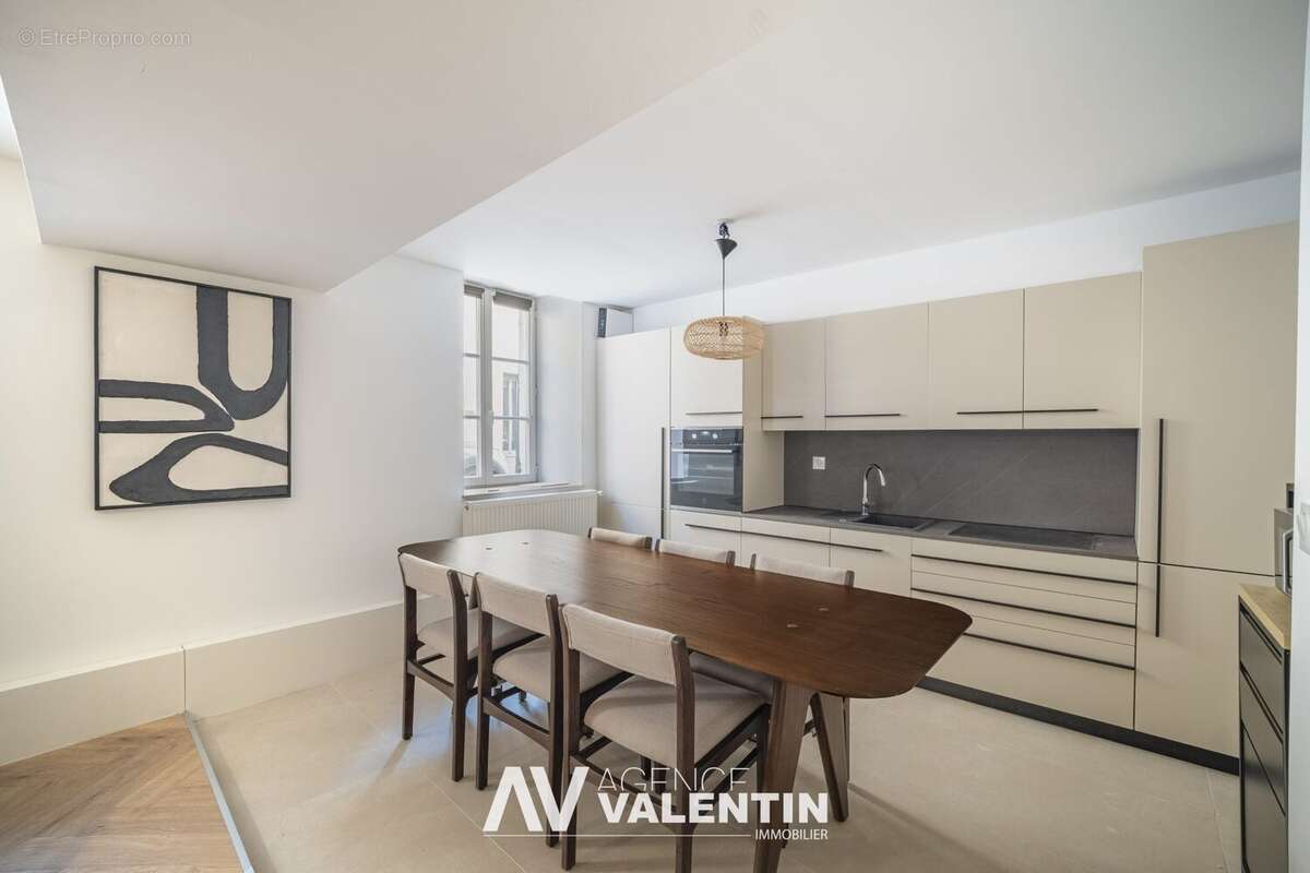 Appartement à ARS-SUR-MOSELLE