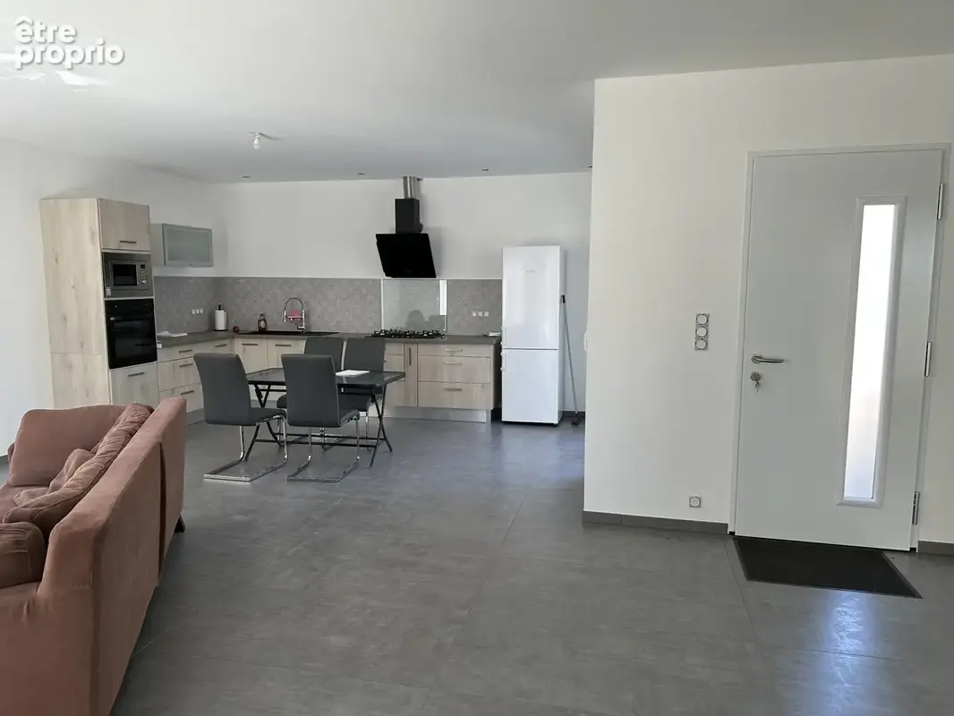 Maison 109 m² à Royan  - photo 1