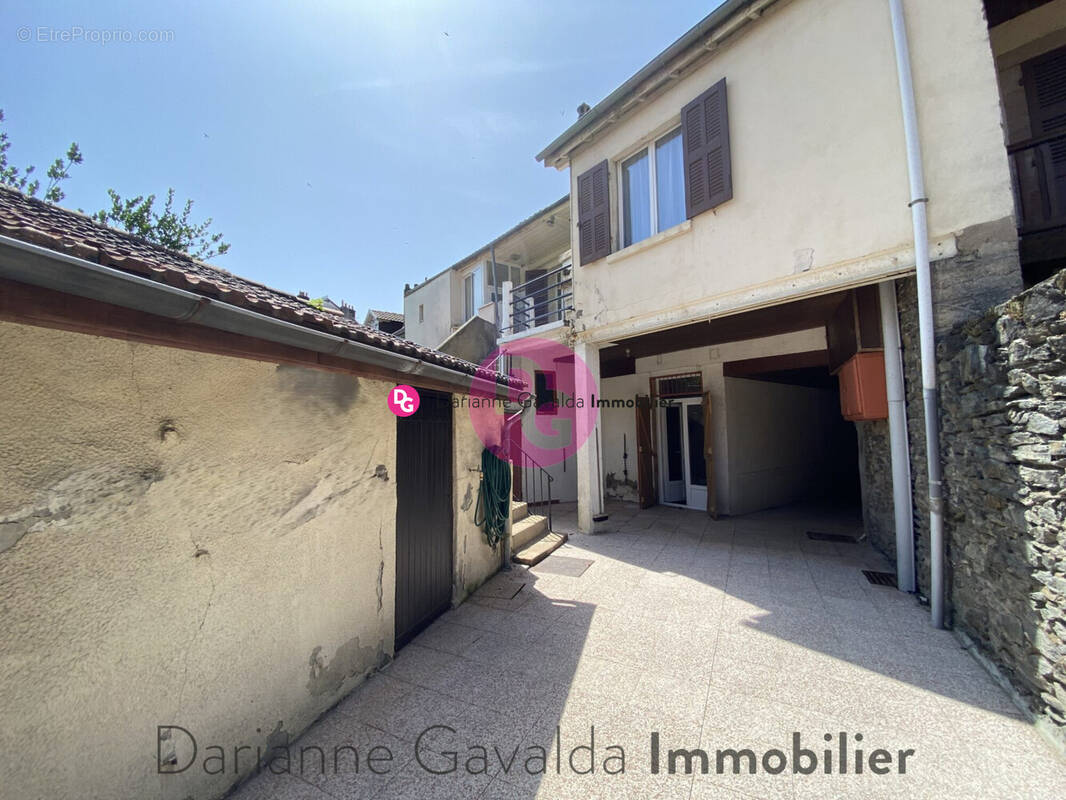 Appartement à DECAZEVILLE