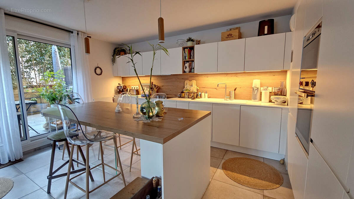 Appartement à TASSIN-LA-DEMI-LUNE