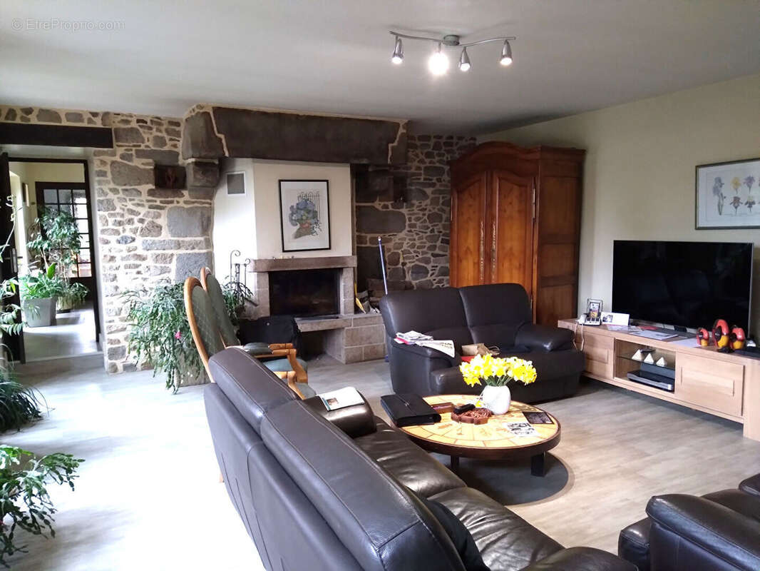 Maison à MARCILLE-RAOUL