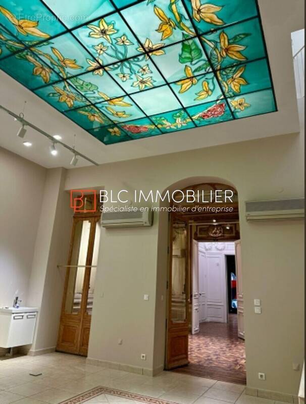 Commerce à MARSEILLE-6E