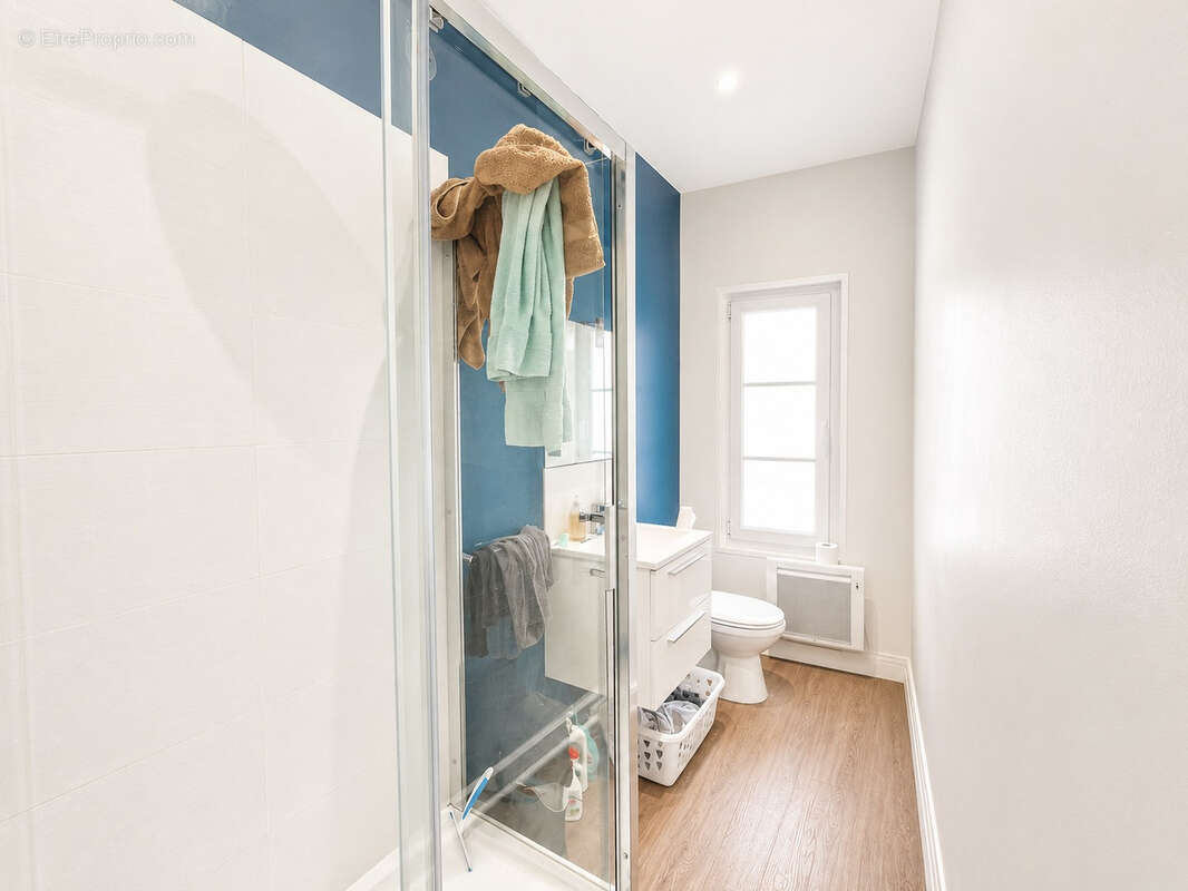 BORDEAUX ST JAMES - Beau T2 dans immeuble pierre - photo 2