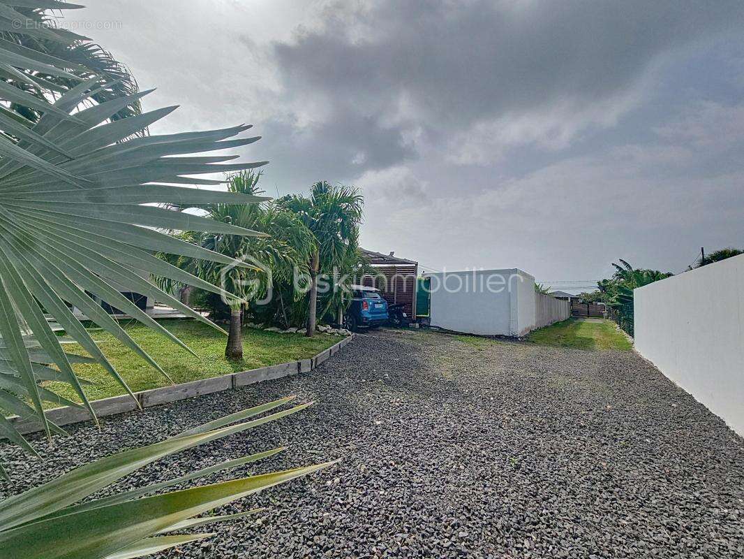 Villa + dépendance avec piscine Saint François - photo 25