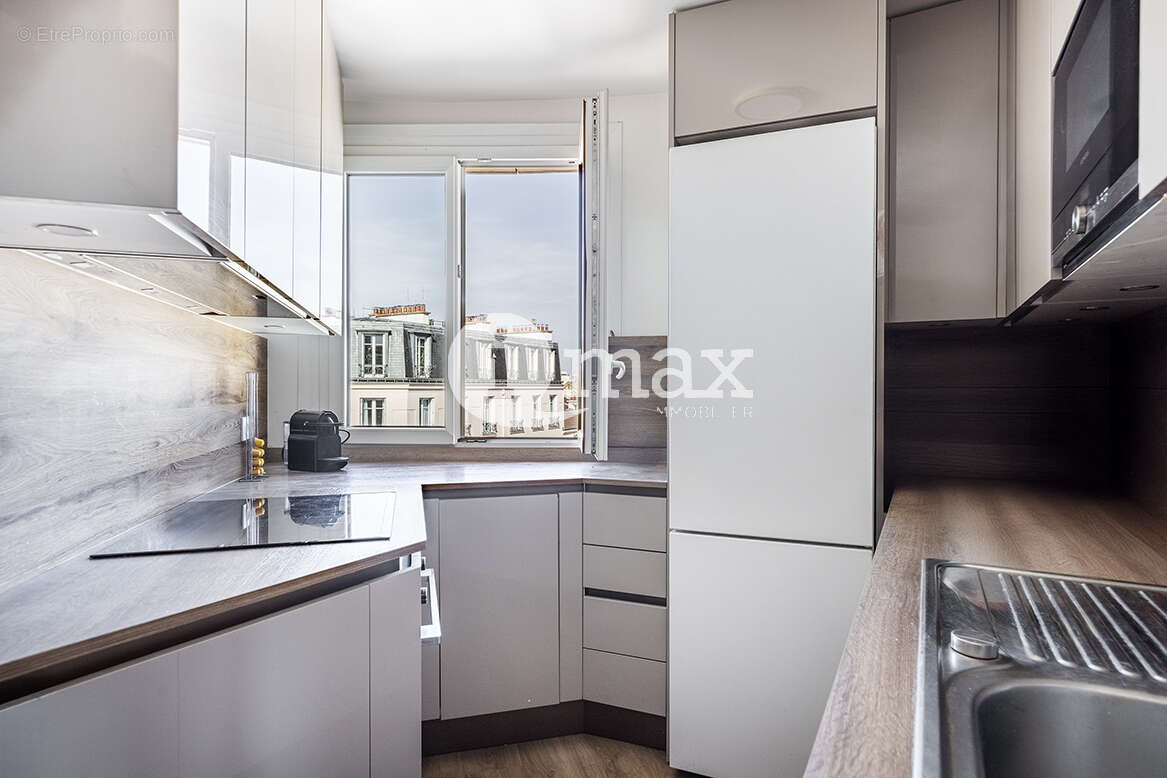 Appartement à LEVALLOIS-PERRET