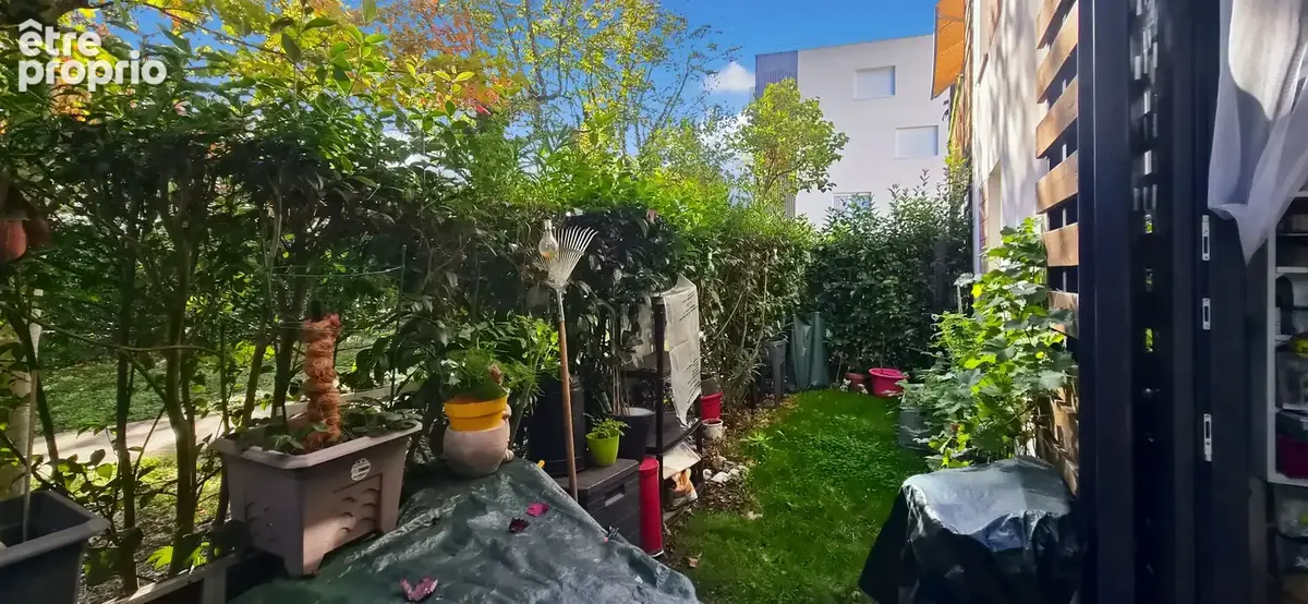 BRUGES 33520 - Appartement T2 avec jardin et place de parking - Résidence Les Senioriales - photo 2