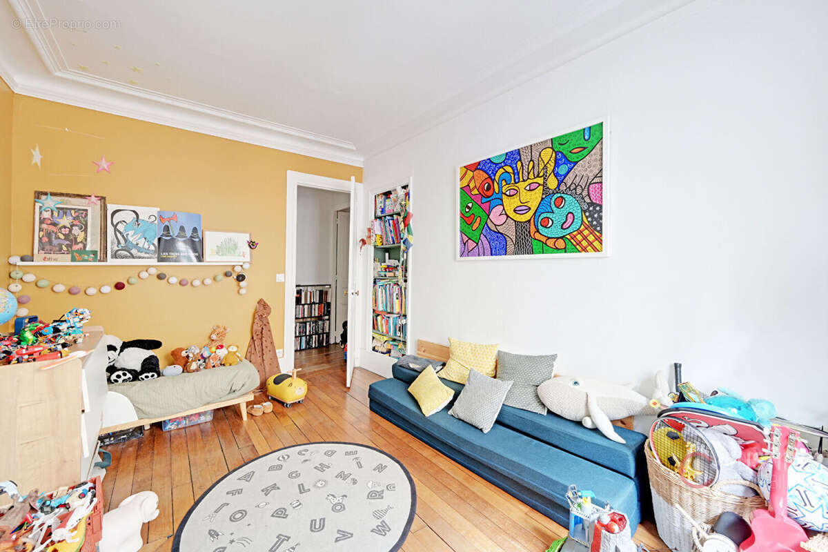 Appartement à PARIS-18E
