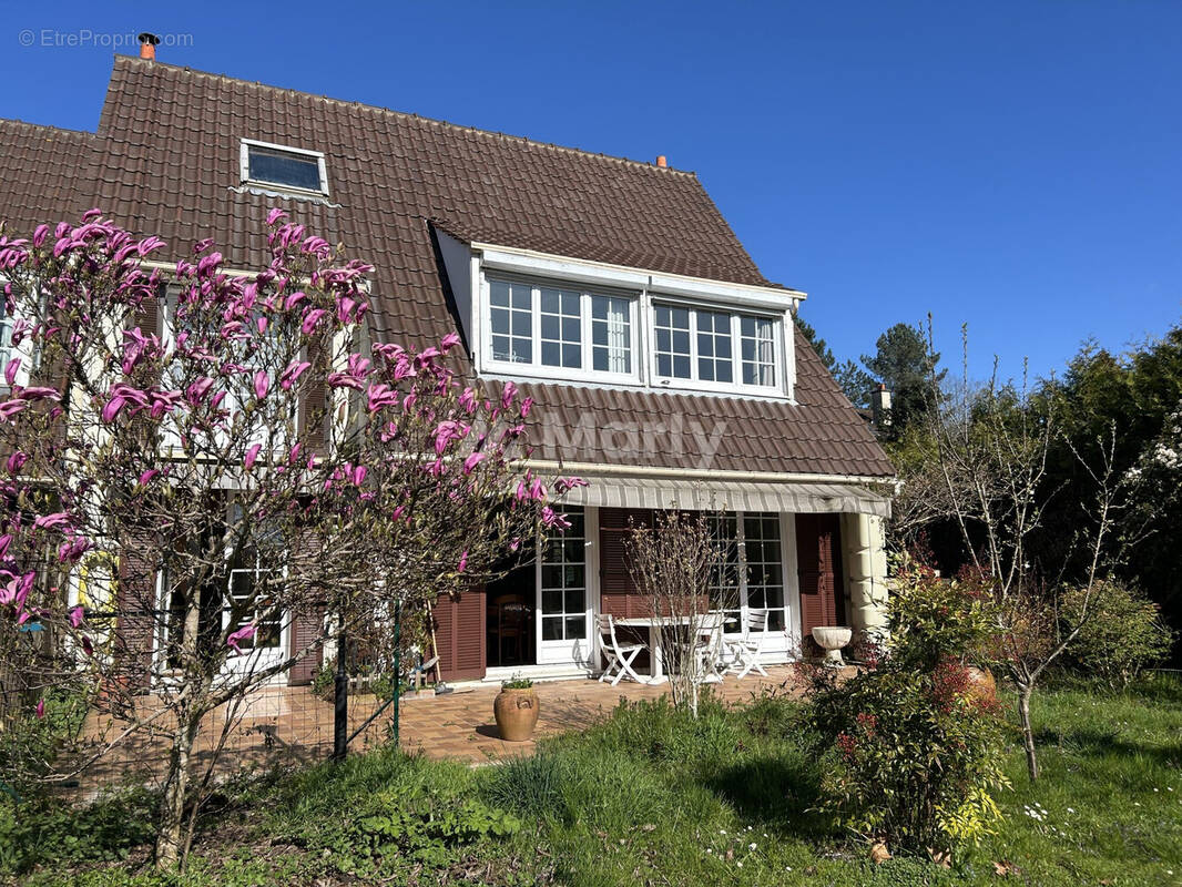 Maison à GIF-SUR-YVETTE