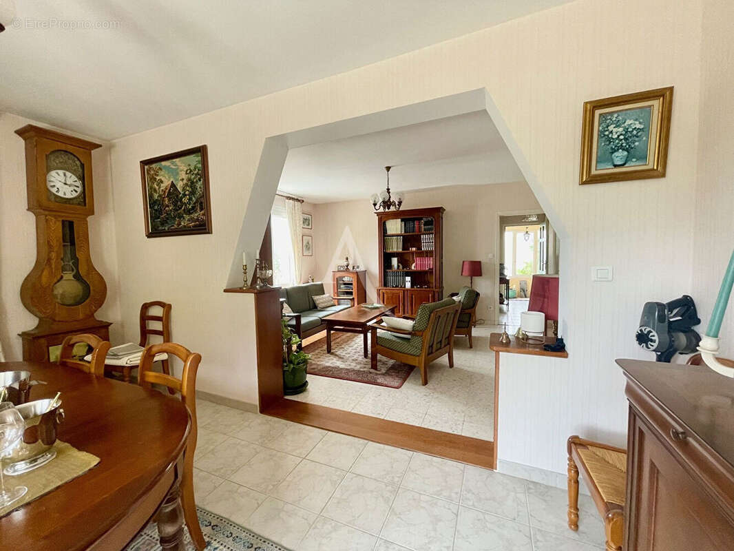 Maison à L&#039;ISLE-JOURDAIN