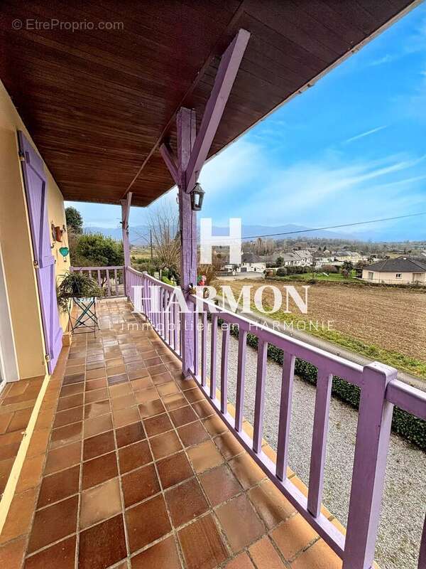 Maison à ESCOU