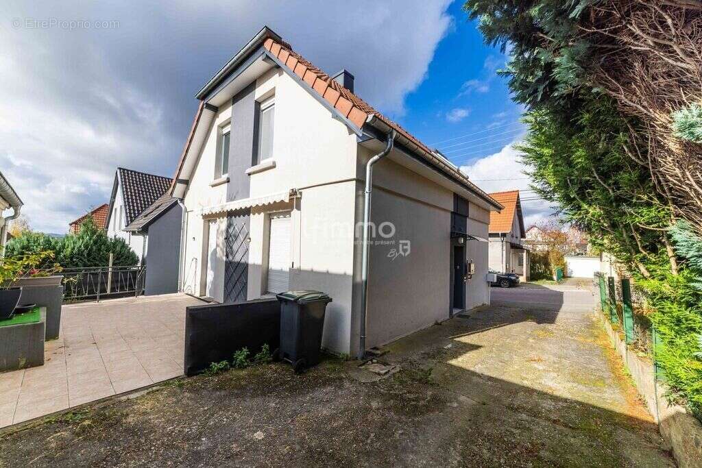 Maison à L'HOPITAL