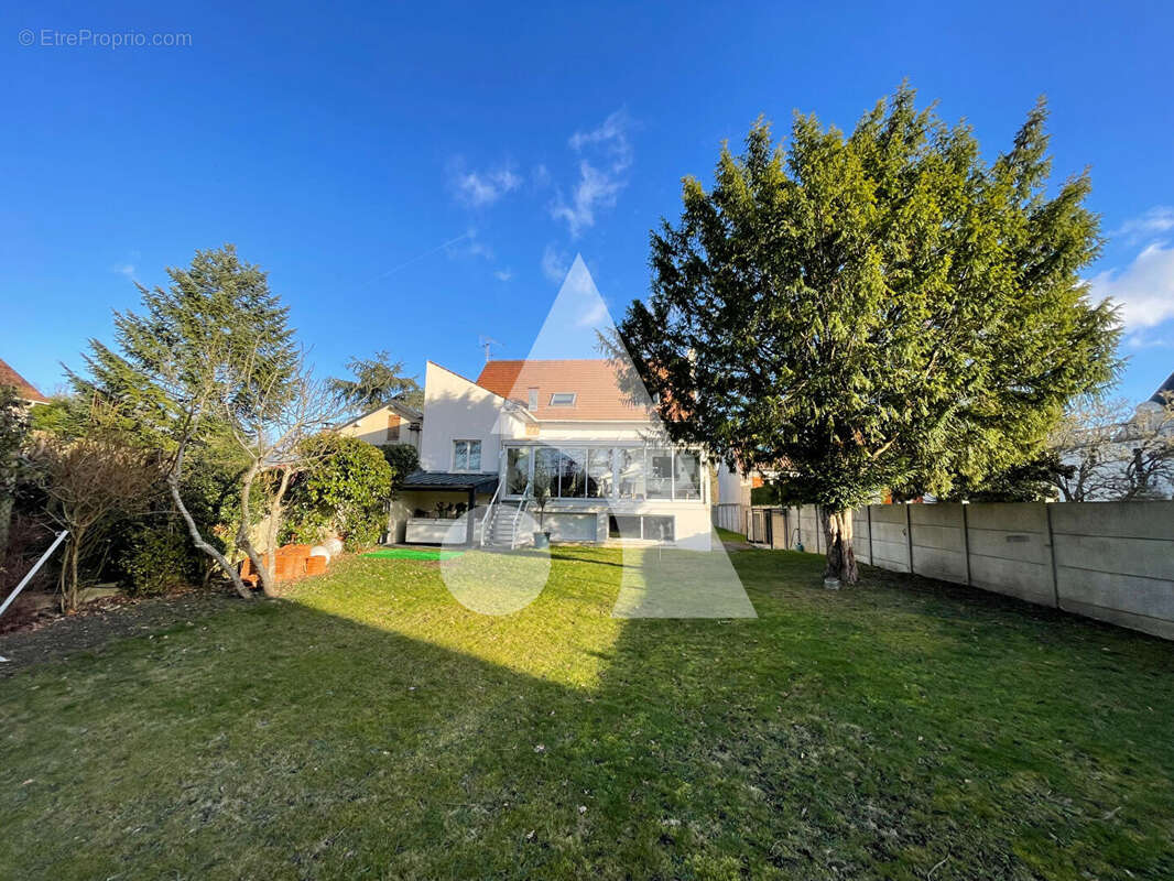 Maison à BOISSY-SAINT-LEGER