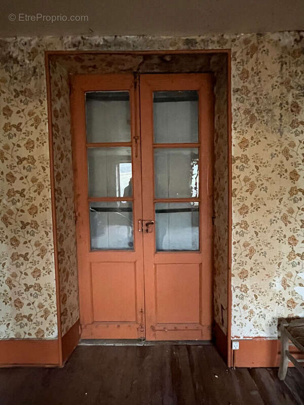 SALLES-LA-SOURCE: Maison de caractère  avec dépendances + jardin - photo 12