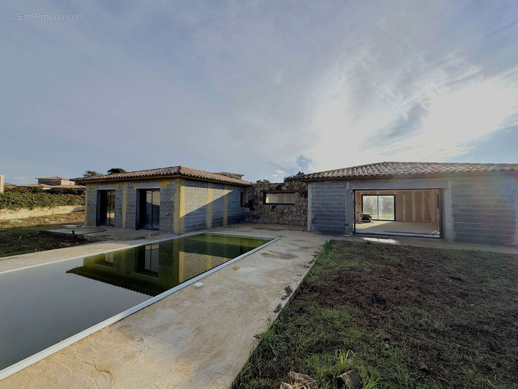 Maison à SARI-SOLENZARA