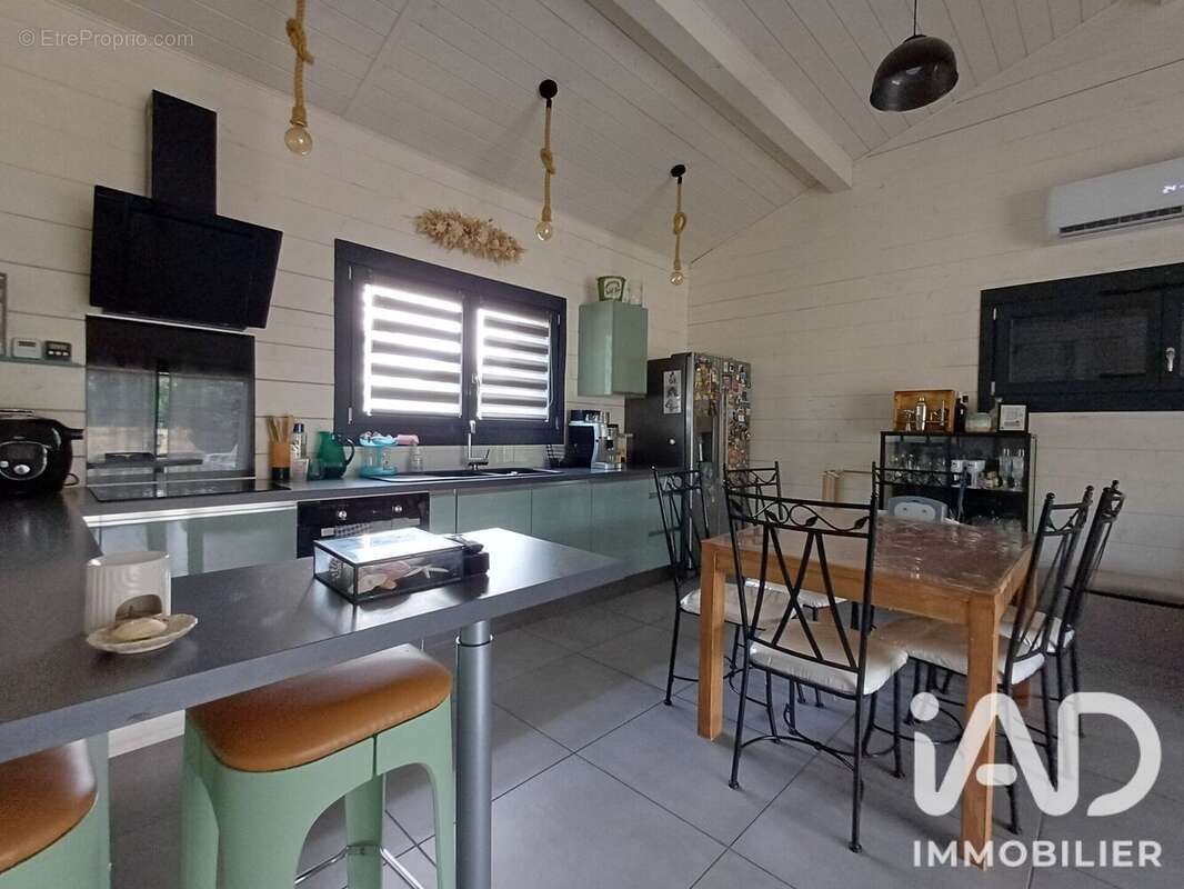 Maison 92 m² à Bourgnac  - photo 2