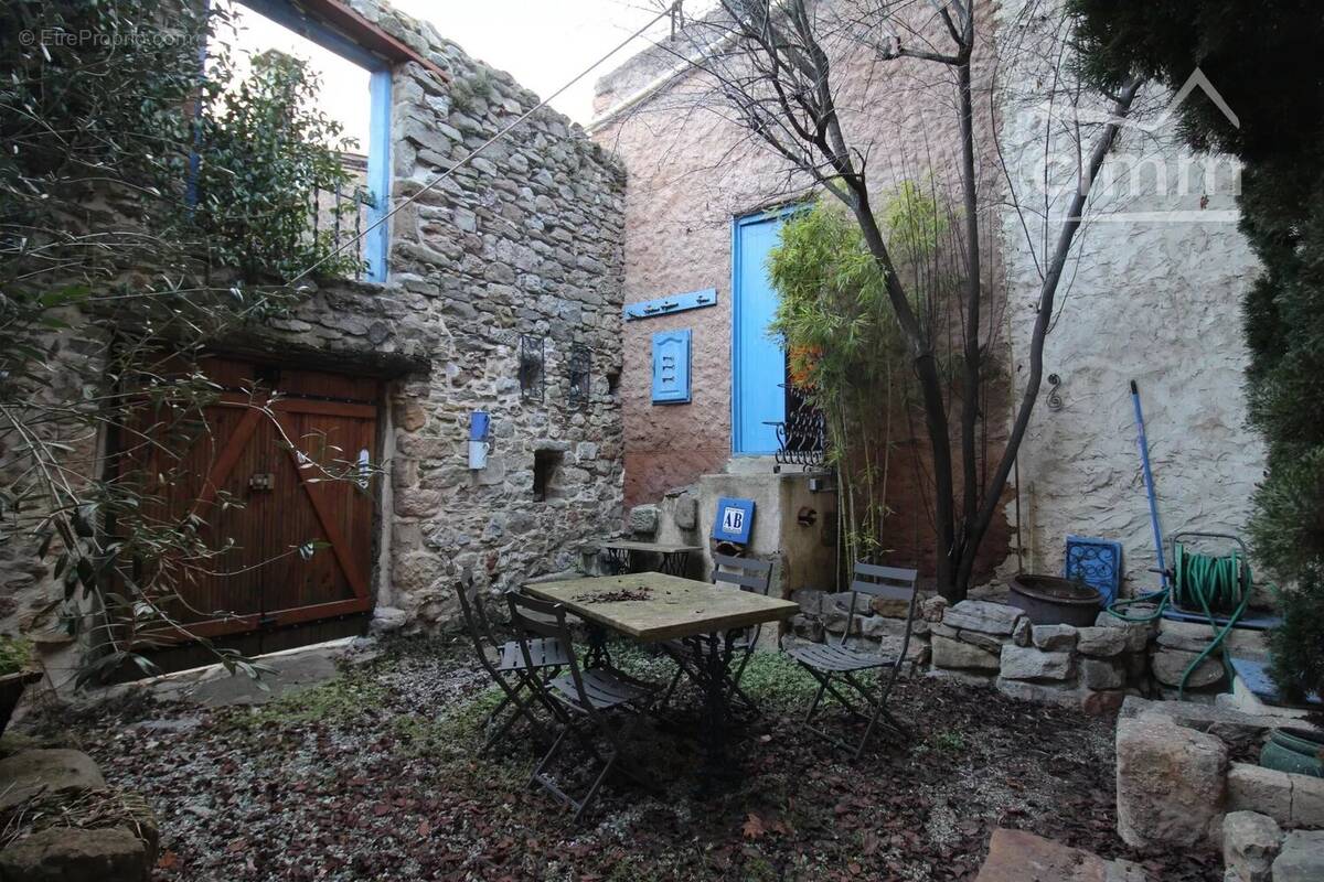 Maison à ARQUES