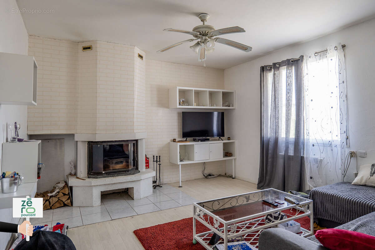 Maison à LA CHAPELLE-PALLUAU