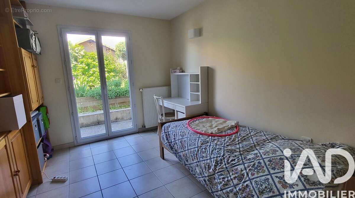 Photo 6 - Maison à SAINT-GENIS-LAVAL