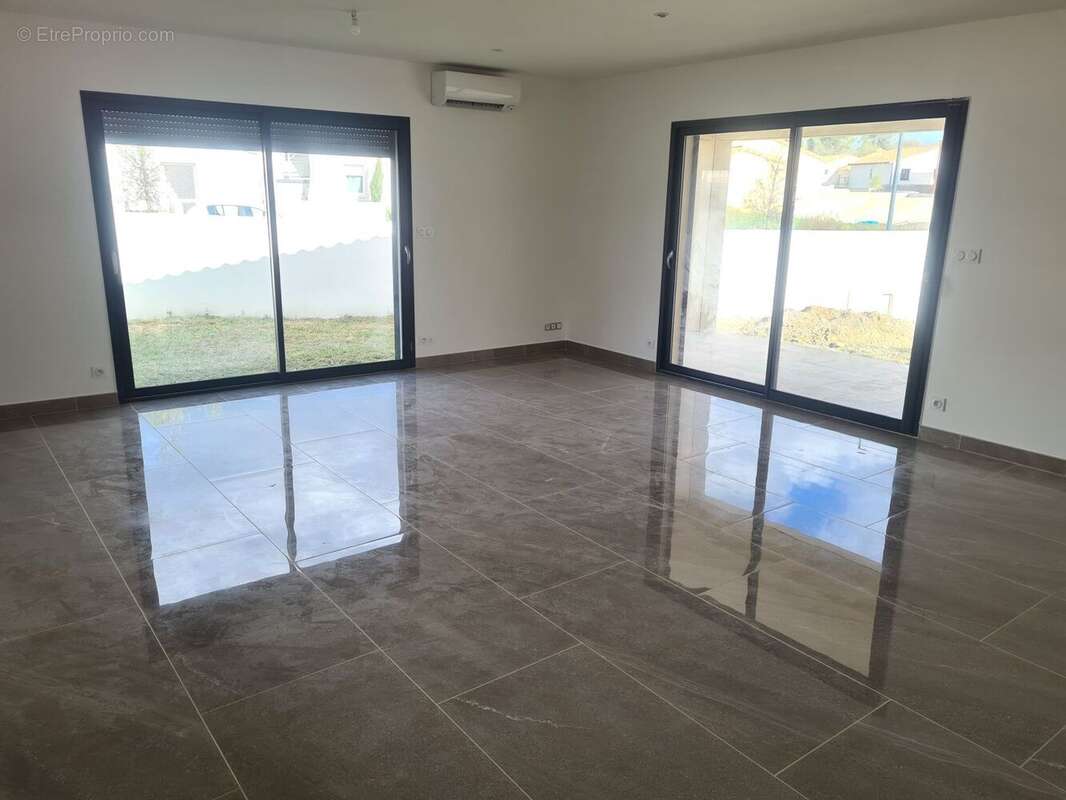 Maison à SAINT-CHRISTOL-LES-ALES