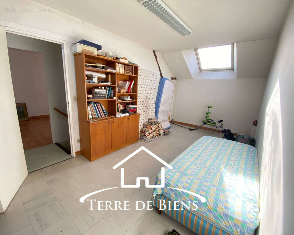 Maison à VIC-SUR-AISNE