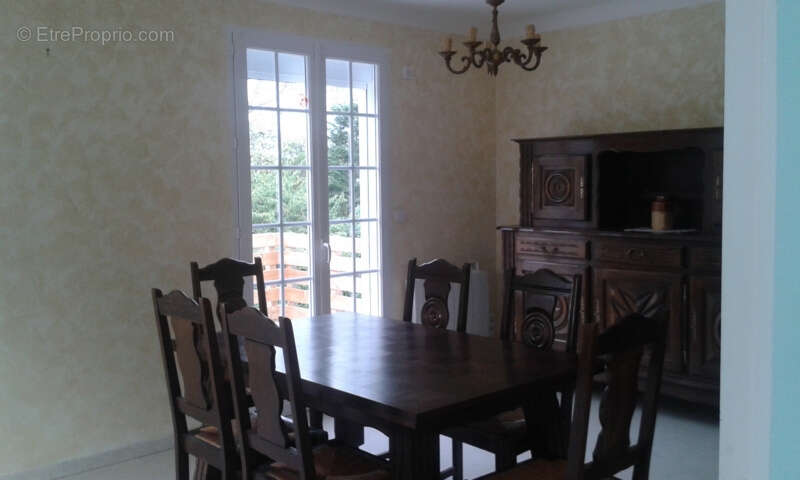 Maison à SAINT-ETIENNE-DE-MER-MORTE