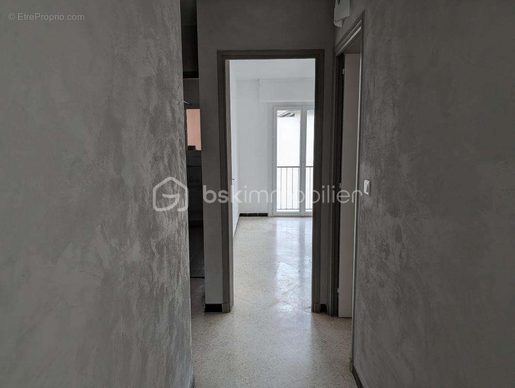 Appartement à LA VALETTE-DU-VAR