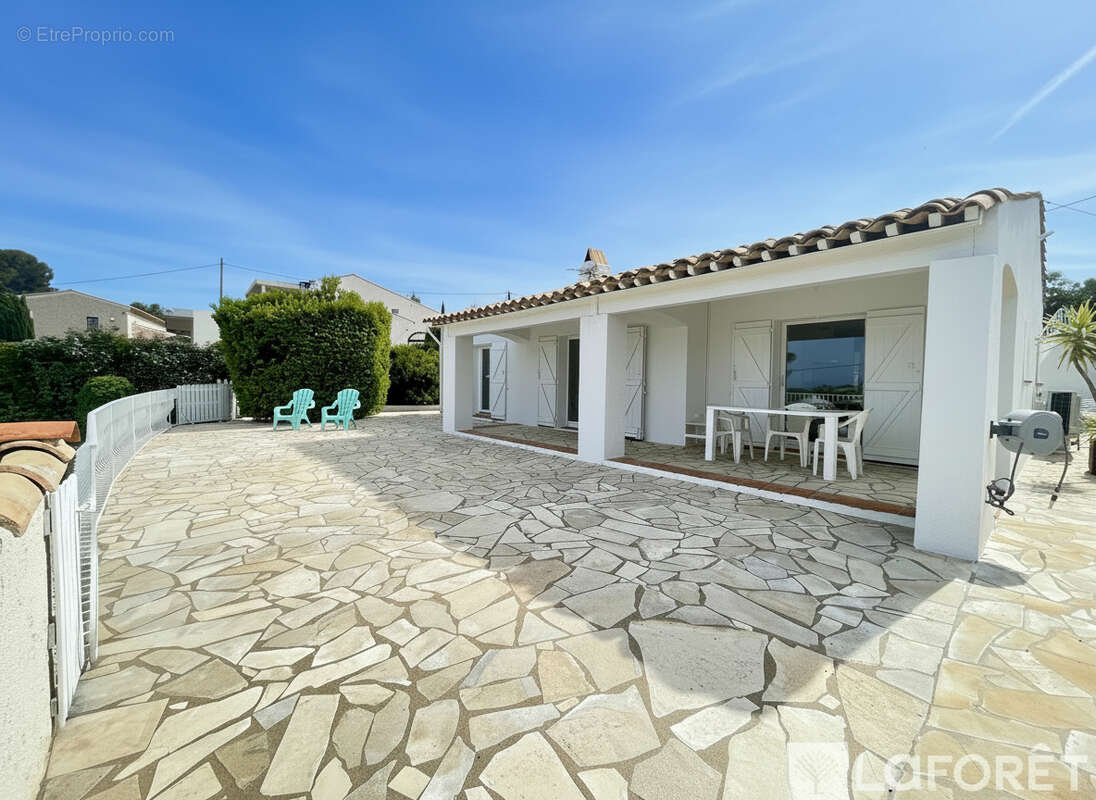 Maison Frejus 4 pièce(s) 110 m2 - photo 10