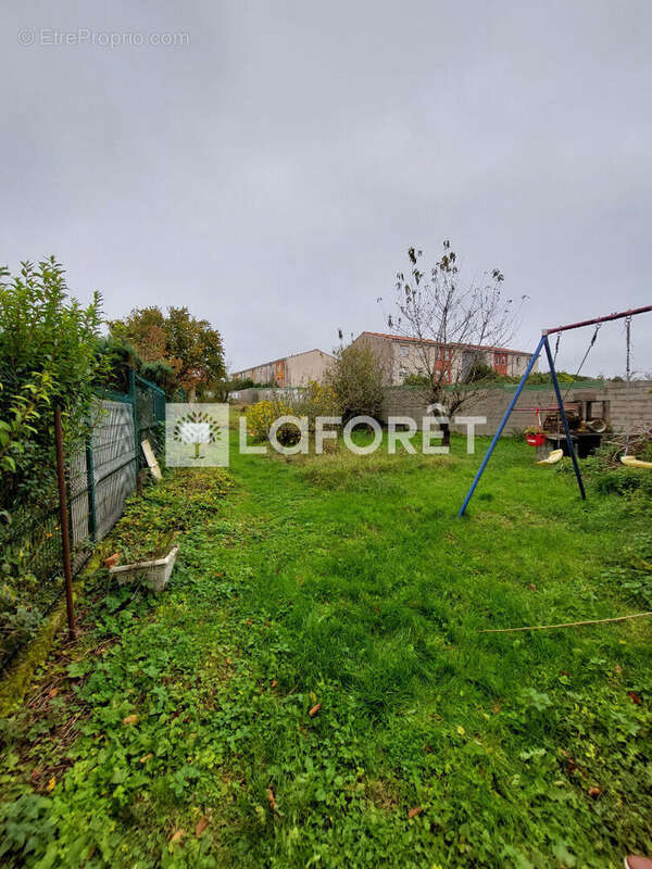 Terrain à VILLERUPT