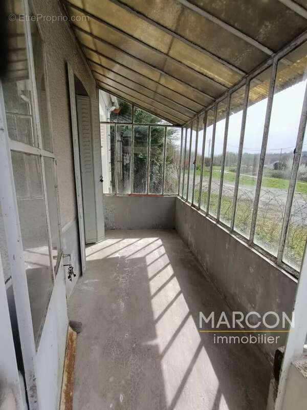 Maison à LAVAVEIX-LES-MINES