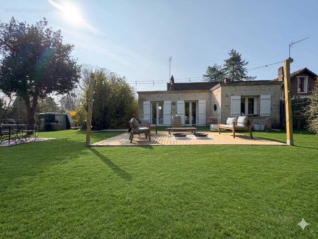 Maison à SENLIS