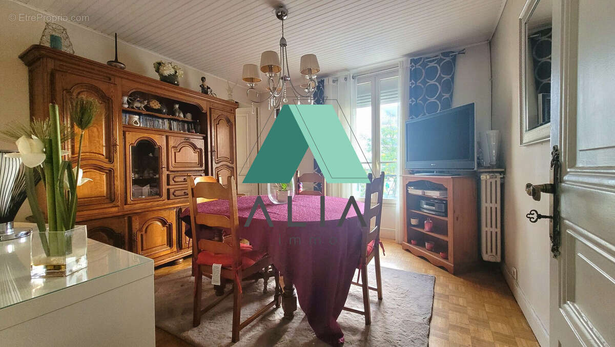 Appartement à AUBERVILLIERS