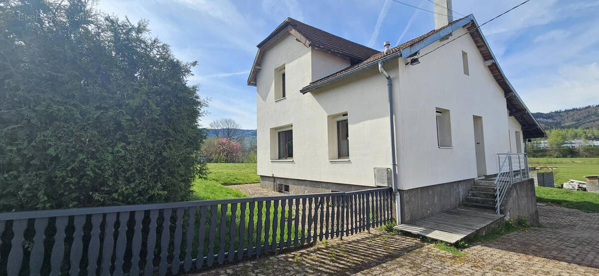 20250419_105330 - Maison à LE THILLOT