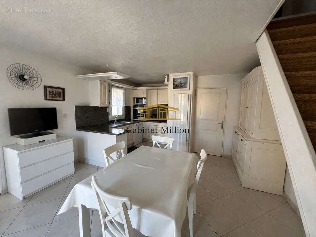Maison T3 en résidence sécurisée - photo 6