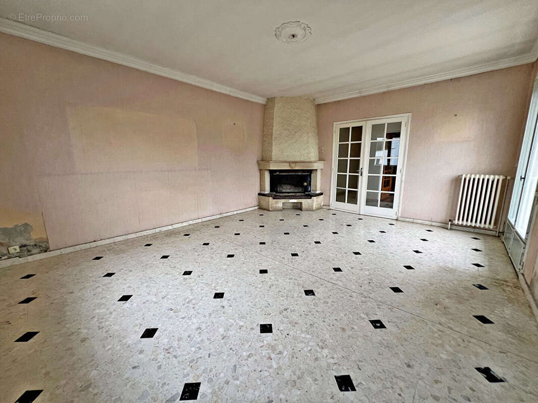 Maison à VILLENEUVE-TOLOSANE