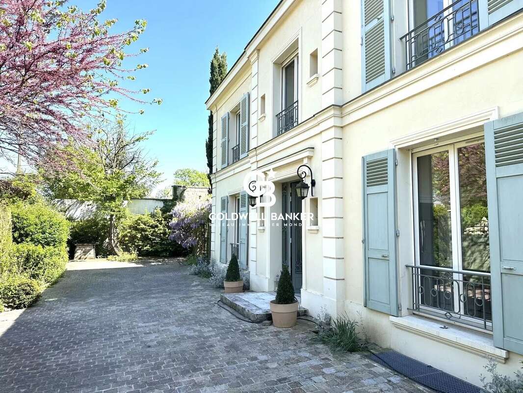 Maison à LE VESINET