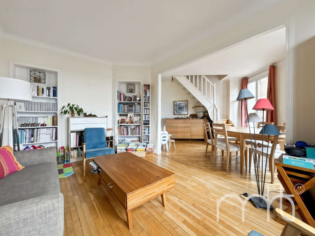 Appartement à COLOMBES