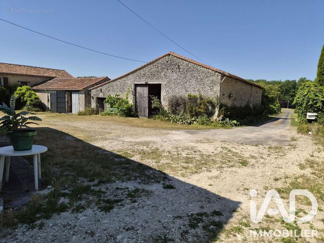 Photo 6 - Maison à VOULGEZAC