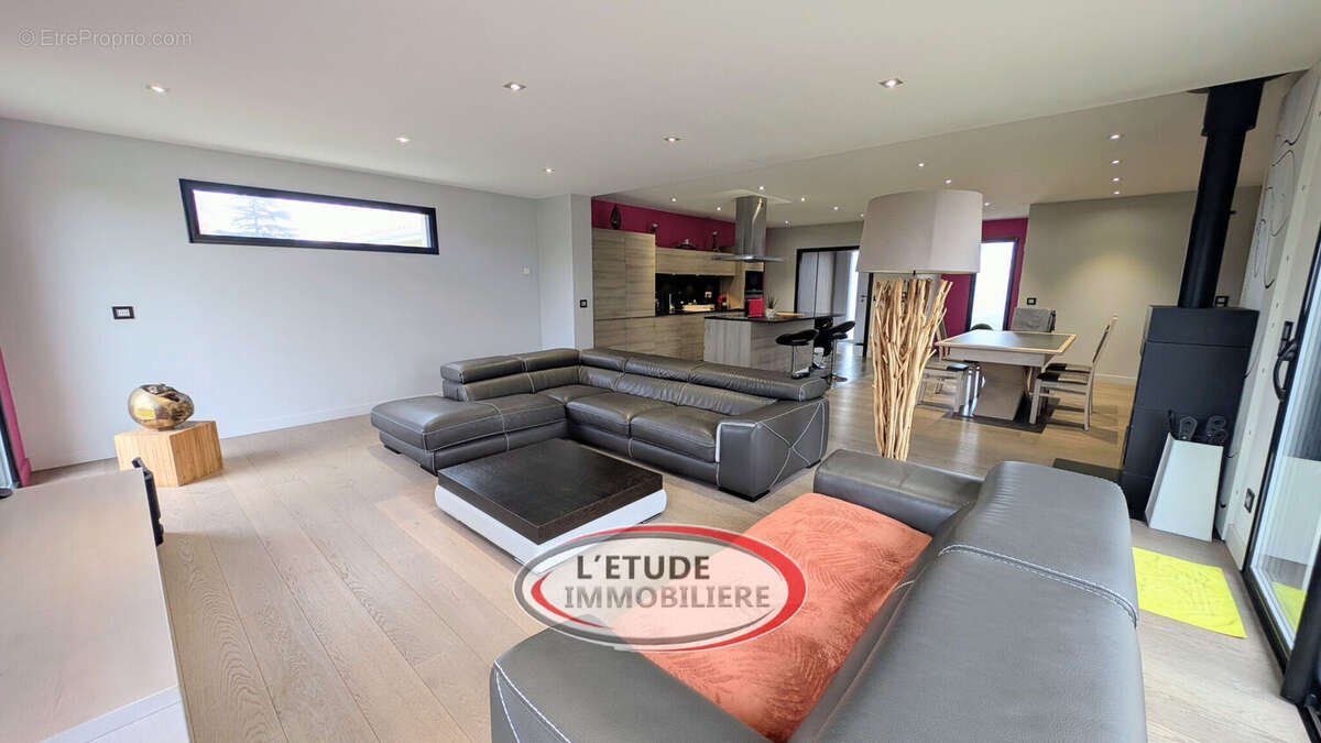 Photo 4 - Maison à LE FUILET