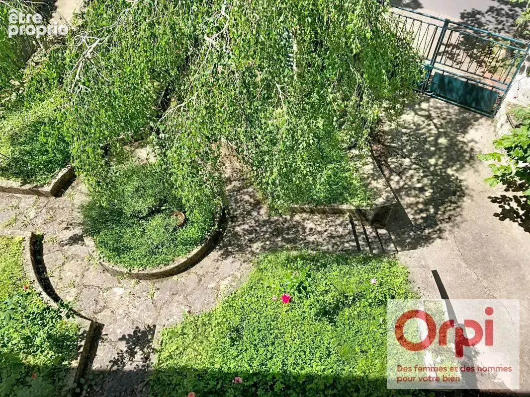 Appartement À Vendre - photo 2