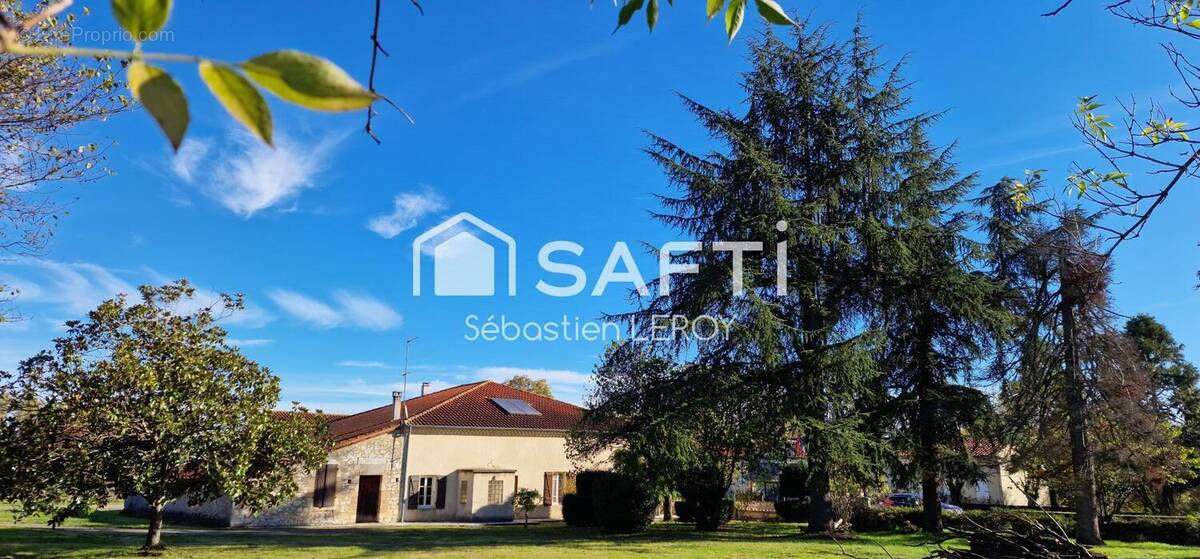 Photo 1 - Maison à GIMAT