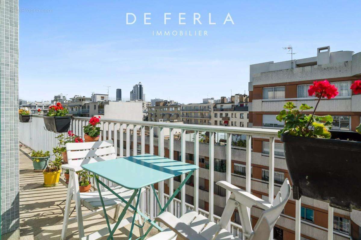 Paris XV - Appartement familial en étage élevé avec balcon de 12m2 - photo 9