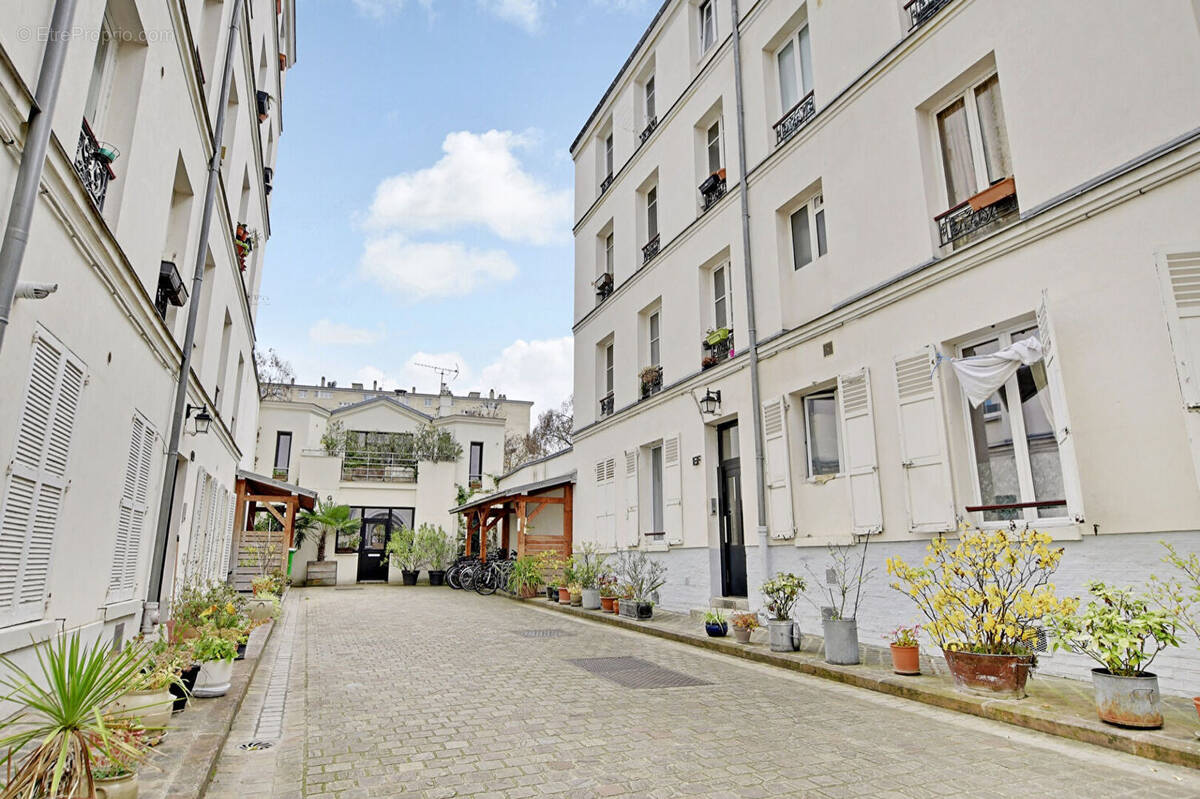 Appartement à PARIS-19E